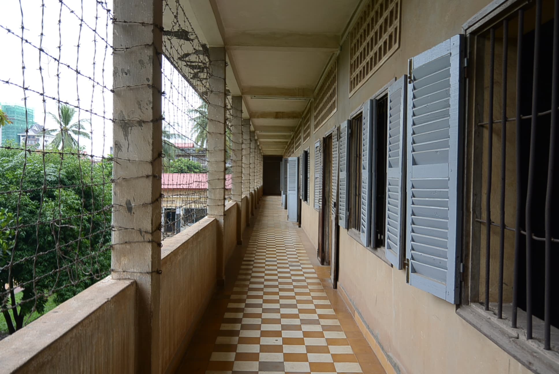 Im Tuol-Sleng-Genozid-Museum