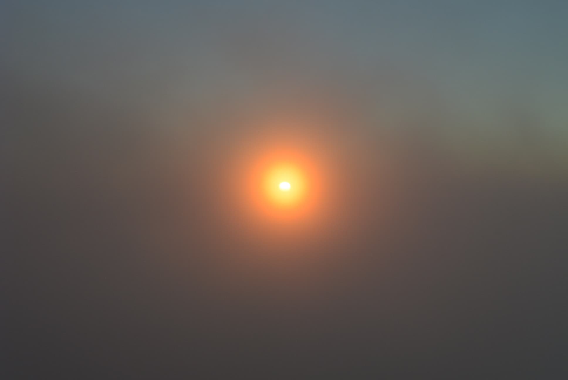 Die Sonne, weit, weit weg